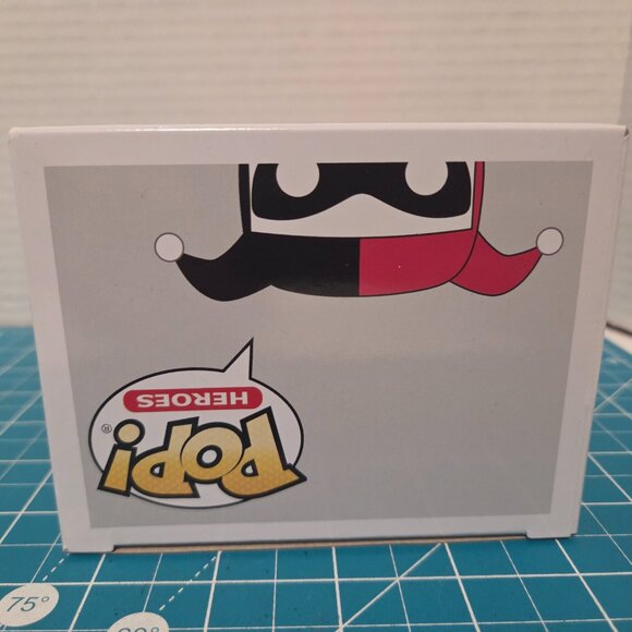 Funko POP DC Heroes Batman Animated Series Harley Quinn 156 Vinyl Figure - Picture 6 of 6